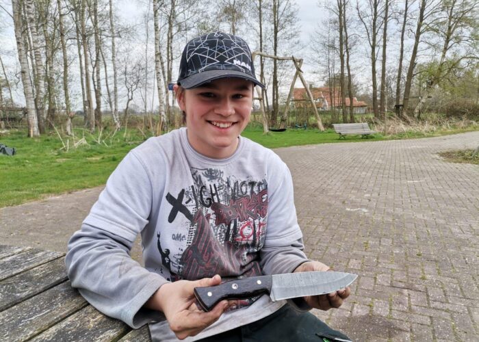  C9f0c504 f93b 4dc6 95e8 dc39a15abd13 